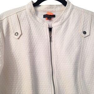 Fun white XL Amber Sun zip u front Cotton and Rayon lined jacket.